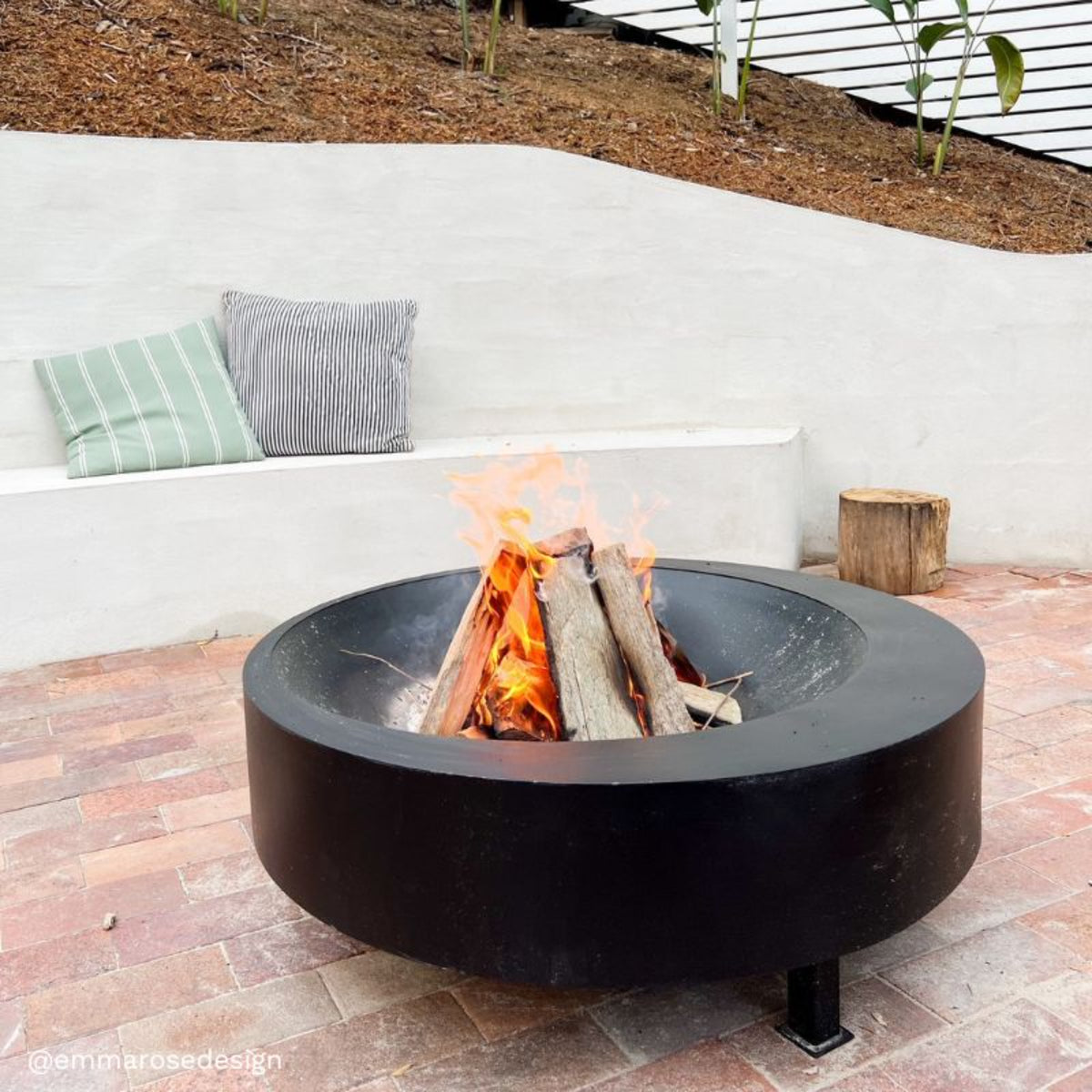 Montana 100 Black Fire Pit